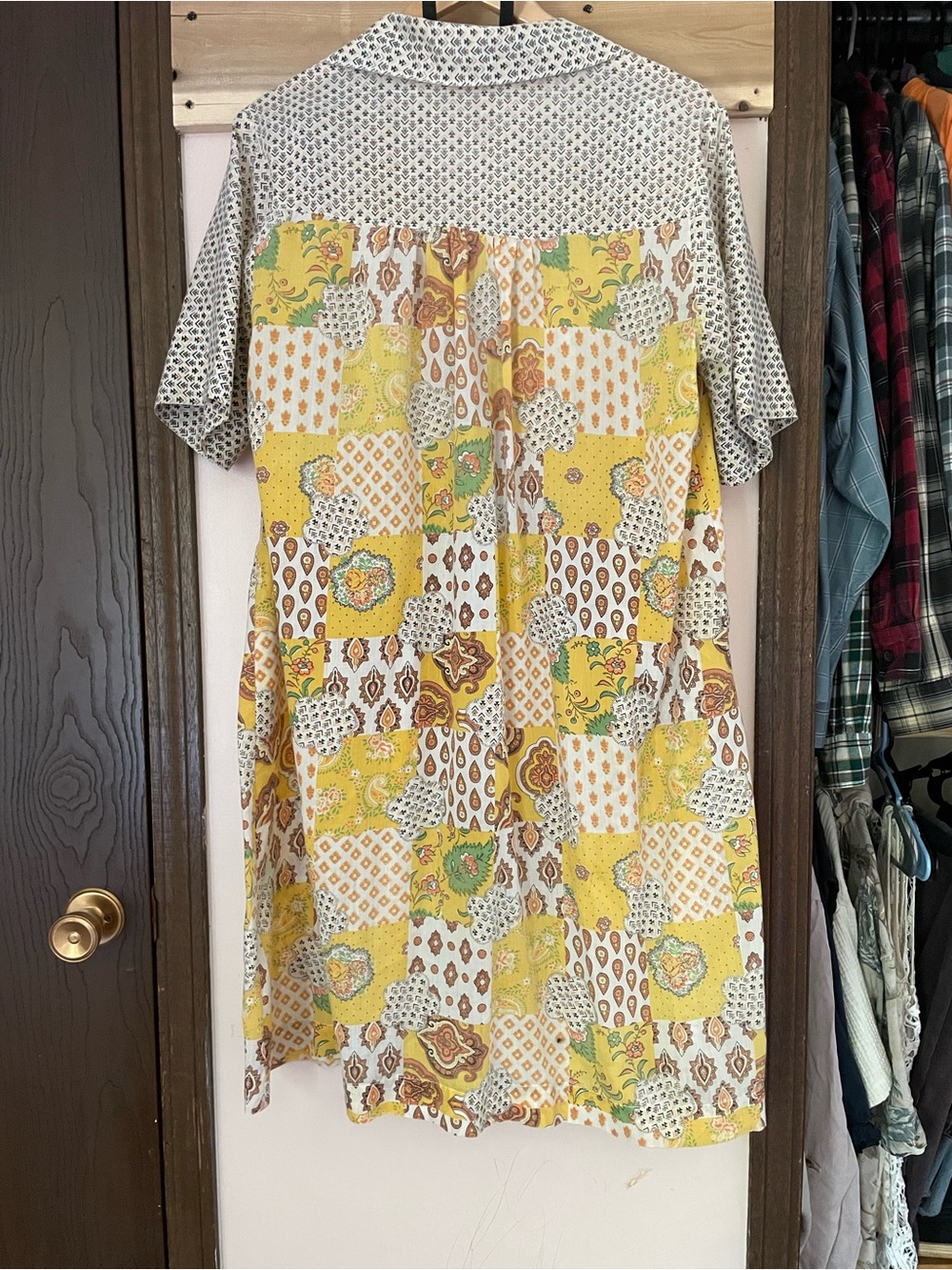 Vintage Yellow Patchwork Print Collared Dress/House Dress - Picture 3 of 3